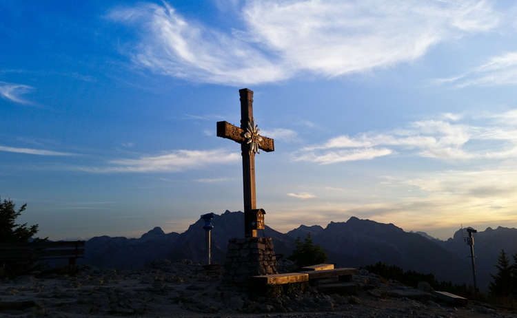 Gipfelkreuz Kehlstein bei Sonnenuntergang