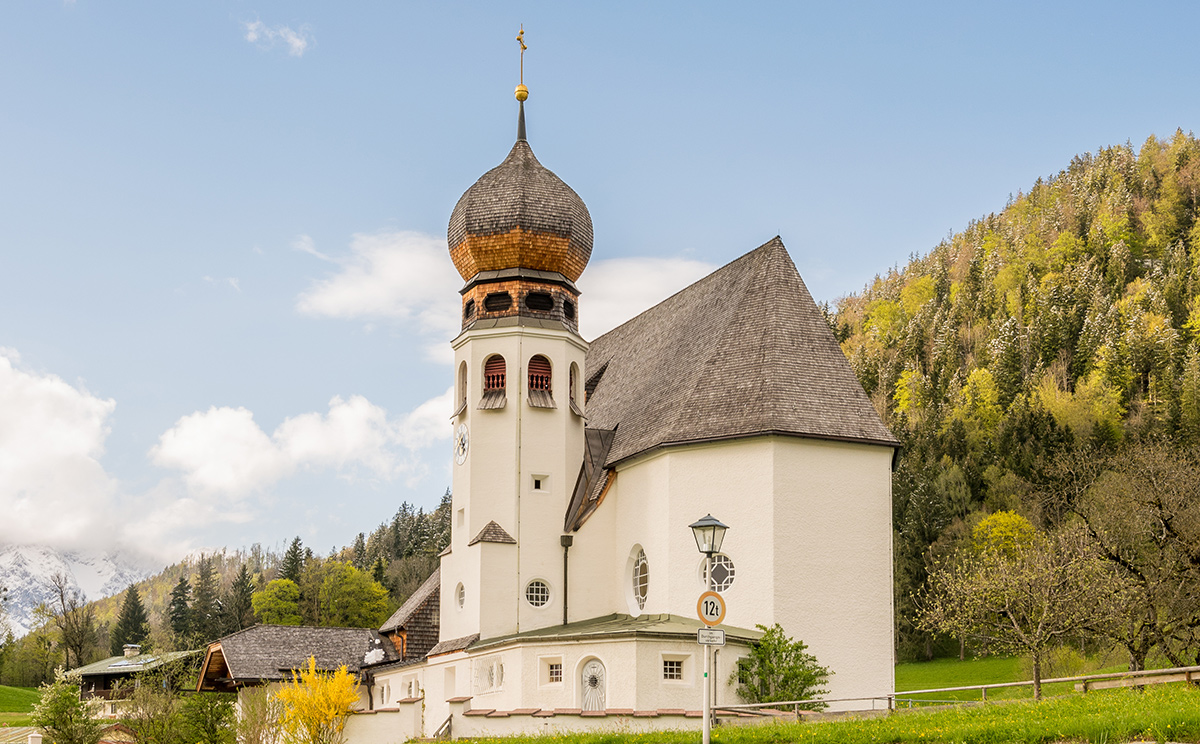 Kirche Oberau 2