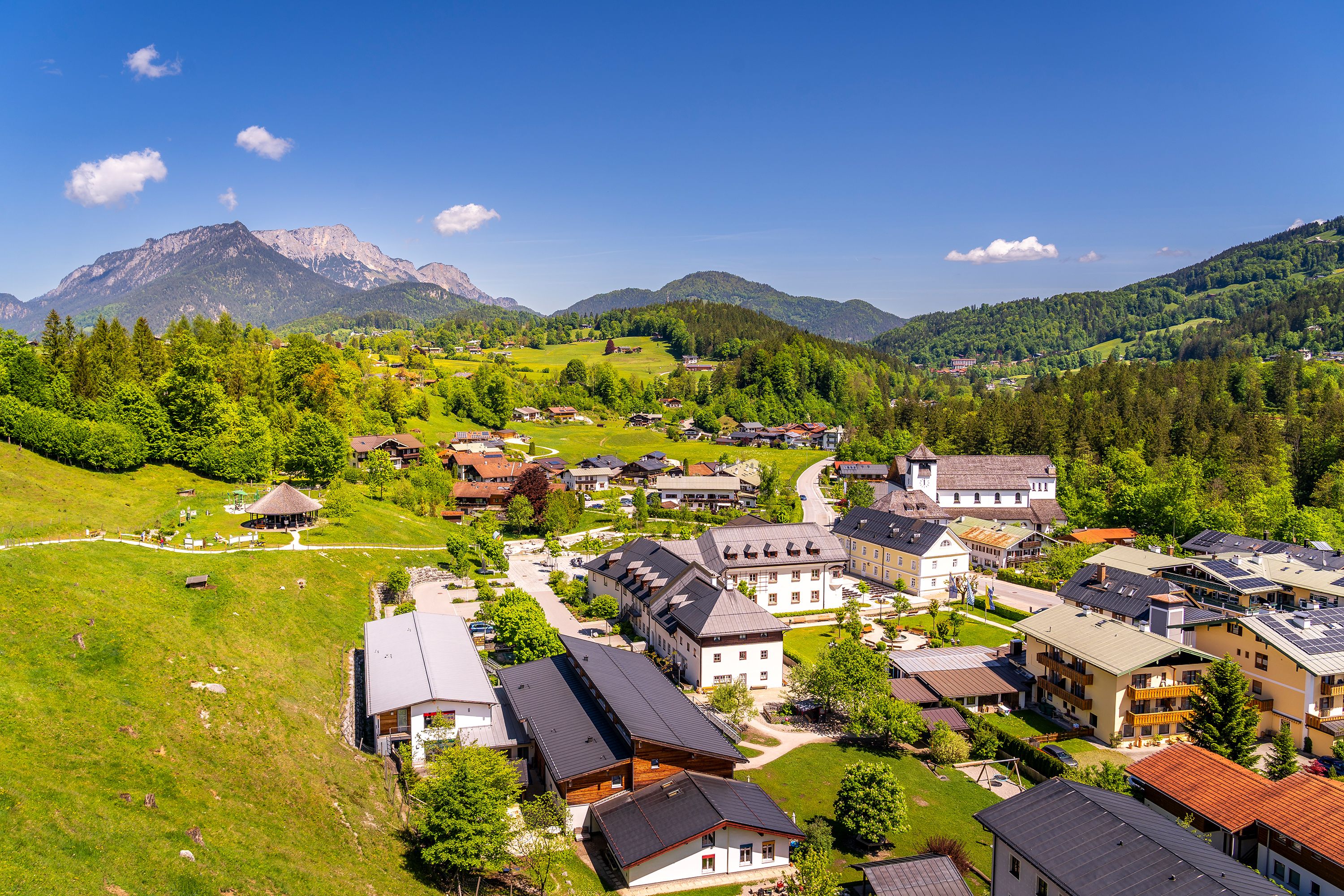 Ausblick vom Hanauerstein über Unterstein zum Untersberg