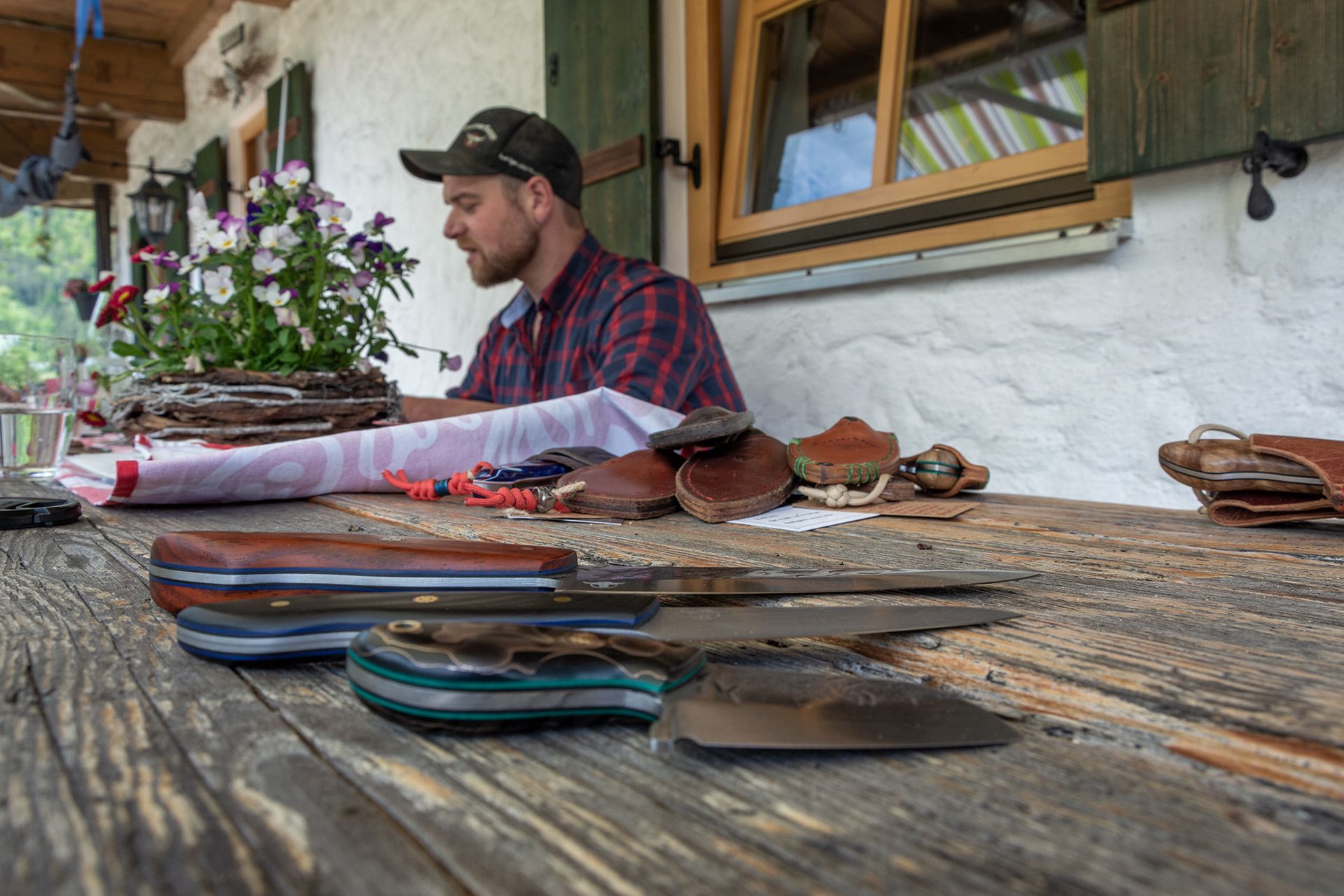 Zu Hause beim Messer Sepp