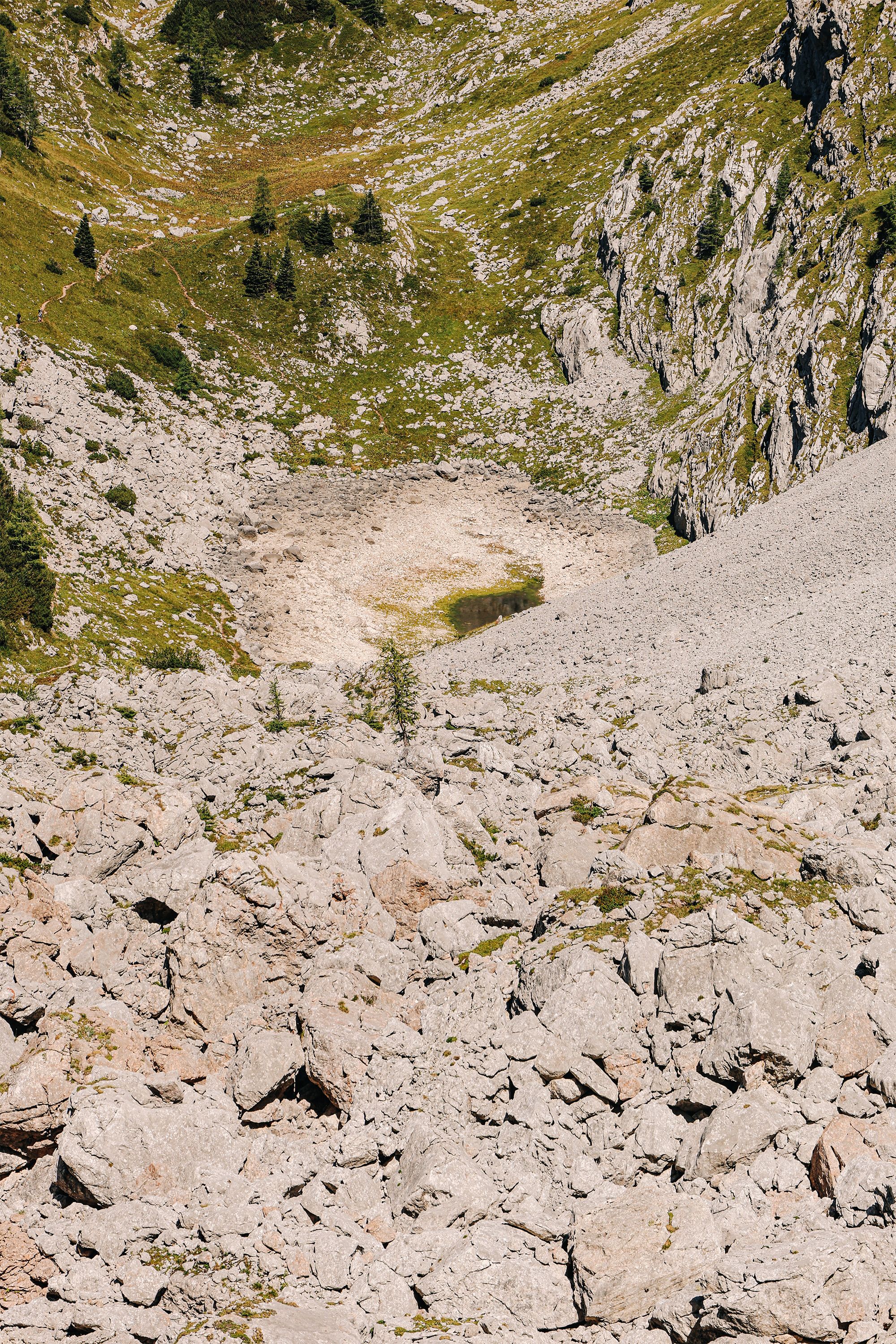 Abstieg über Hochgschirr, unten der Seeleinsee
