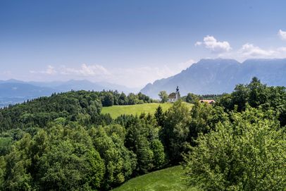 Blick von der Neubichler Alm zum Johannnishögl