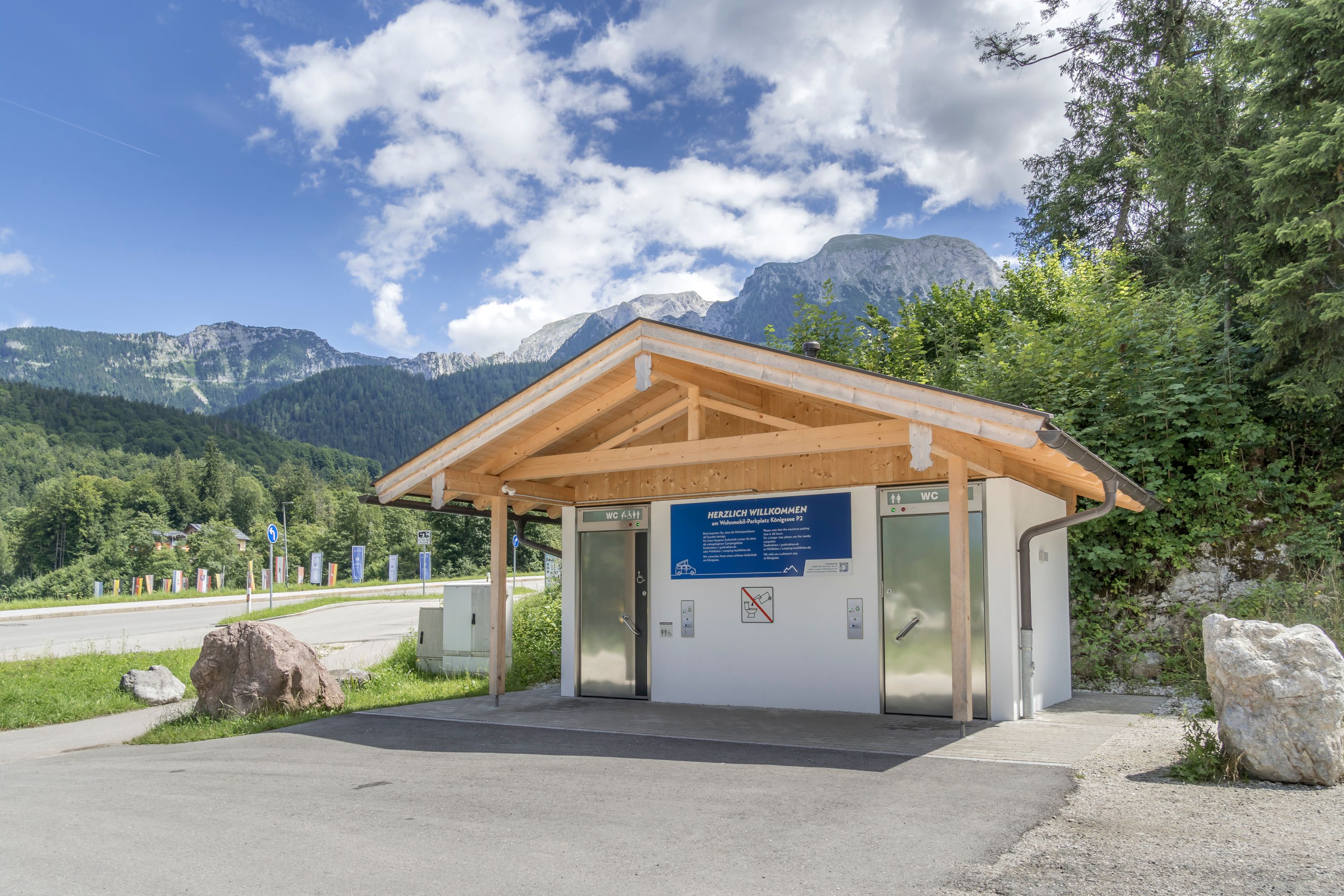 Toiletten am Wohnmobilstellplatz Königssee