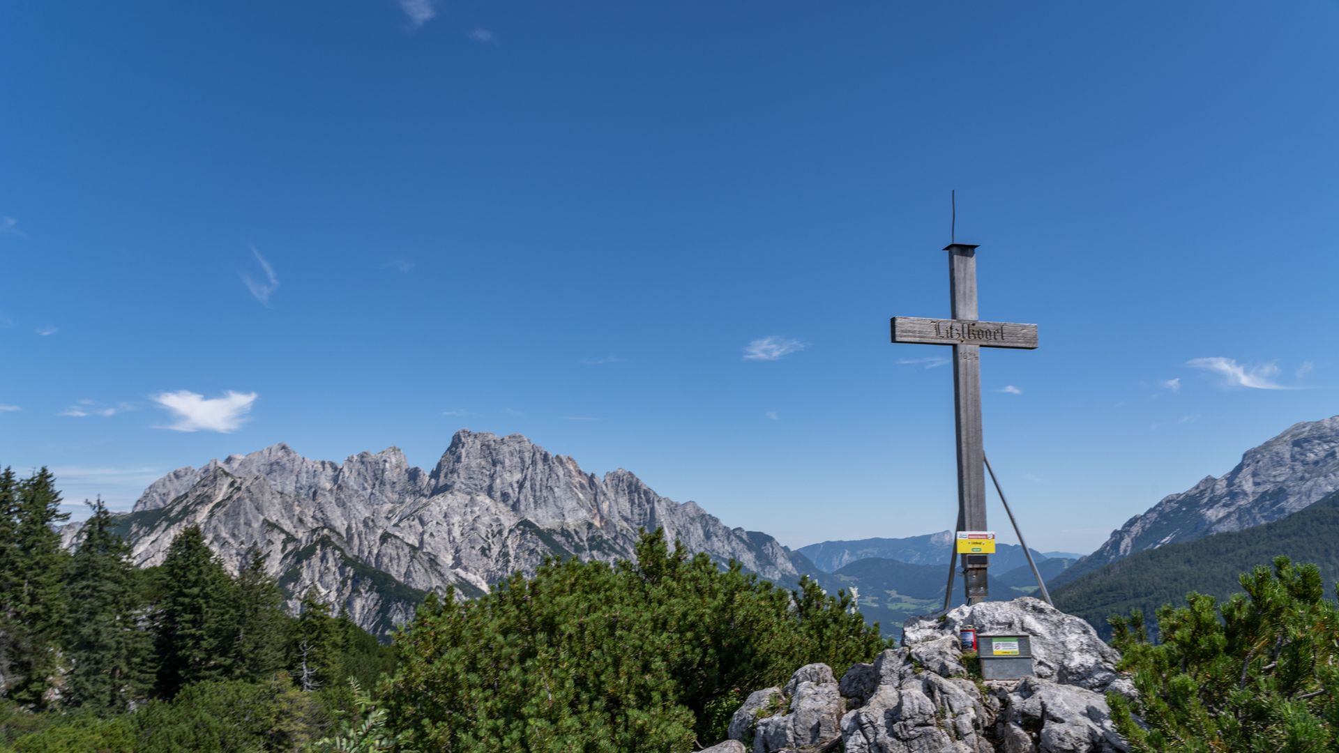 Das Gipfelkreuz auf dem Litzlkogel