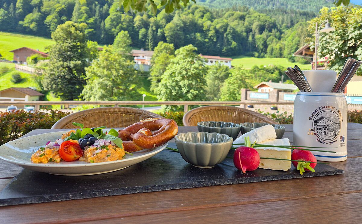 Herzhafter Aufstrich aus Käse vom Traditionsgasthof Oberwirt