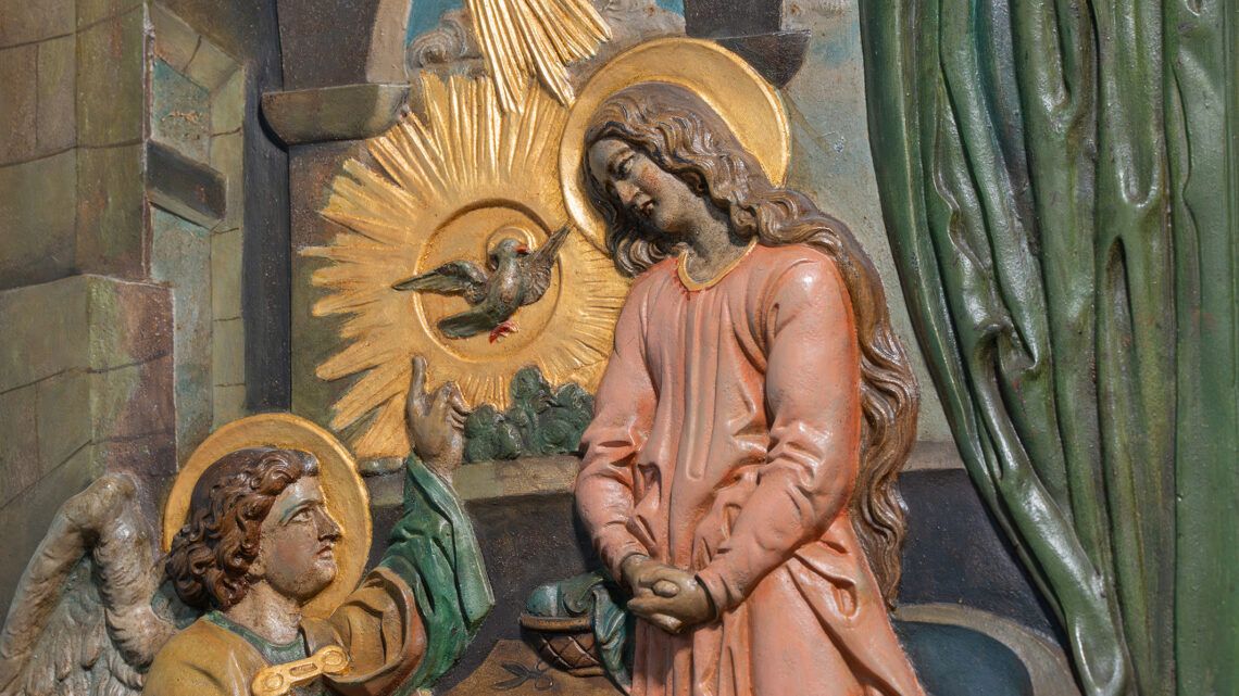 kunstvolle Reliefarbeit