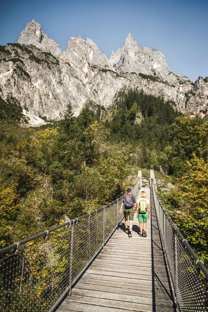 Die Hängebrücke im Klausbachtal