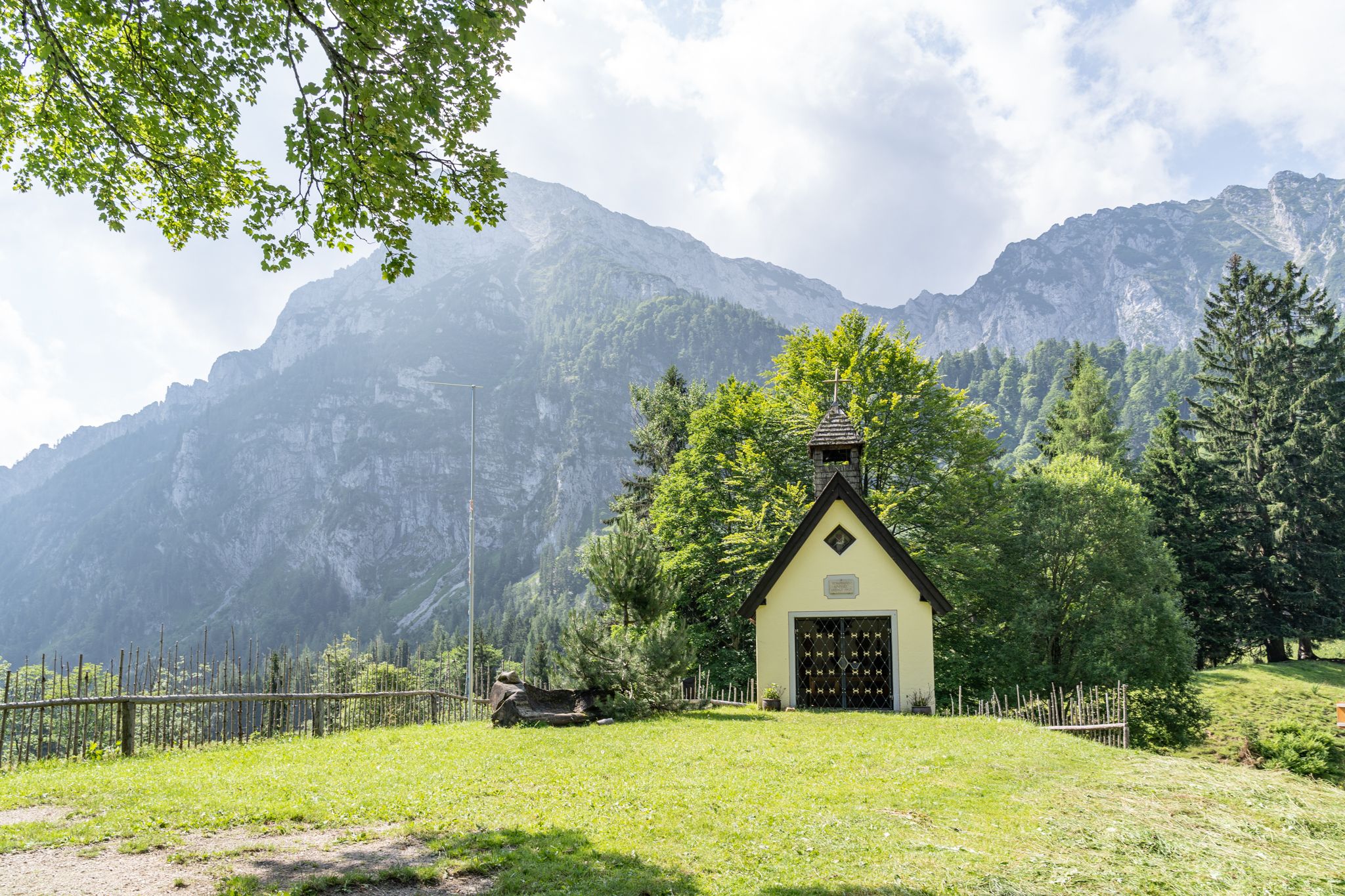 Die Hubertus Kapelle auf der Steiner Alm