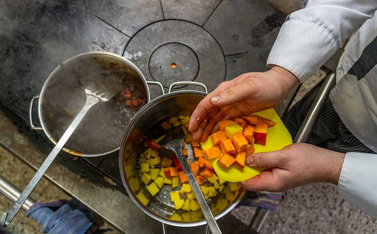Geschmorte Ochsenbackerl mit Kürbis-Kartoffel-Gulasch