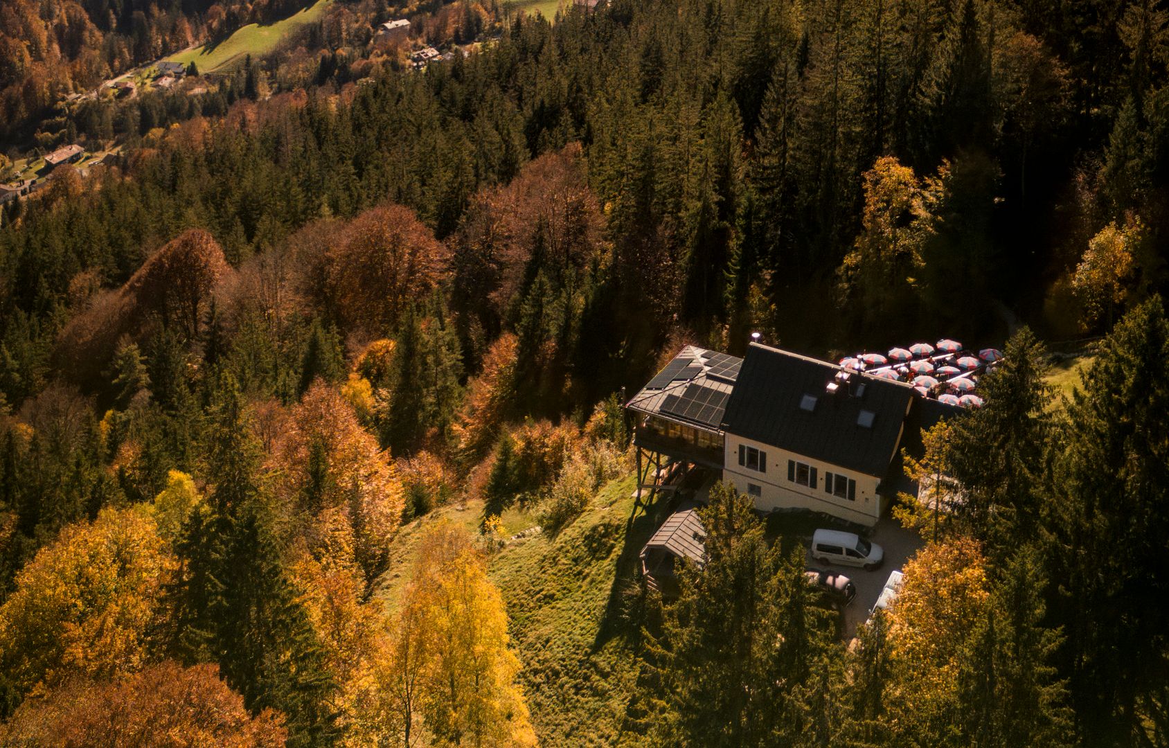 Berggaststätte Söldenköpfl mit Blick zum Watzmann