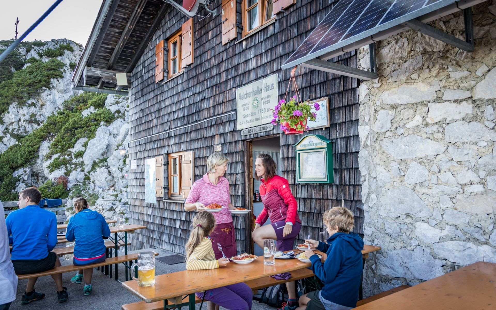 Staufenhaus; Das Reichenhaller Haus am Hochstaufen