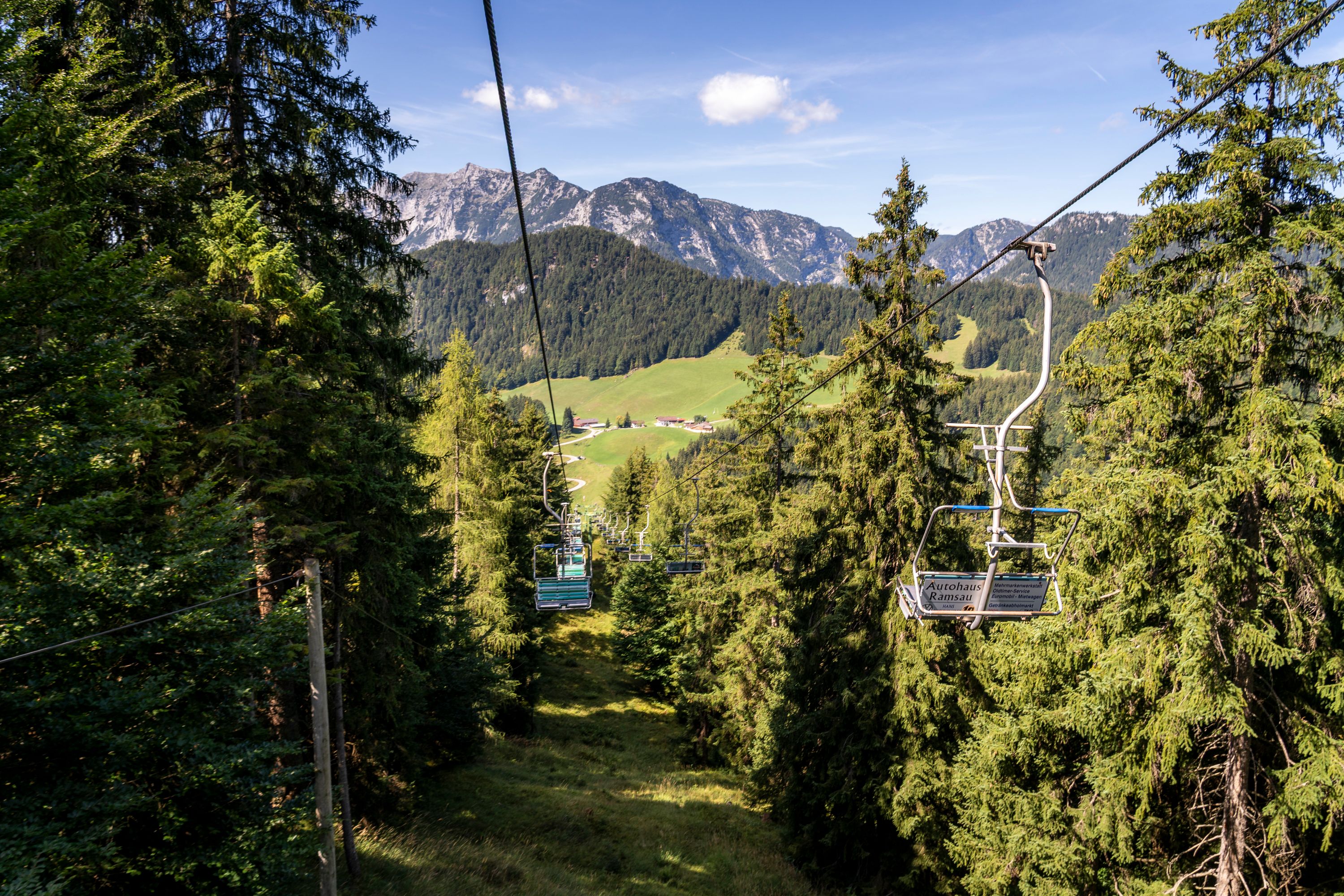 Blick zurück zur Talstation der Sesselbahn