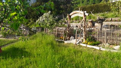 Der Kräutergarten im Naturschaugarten Bischofswiesen