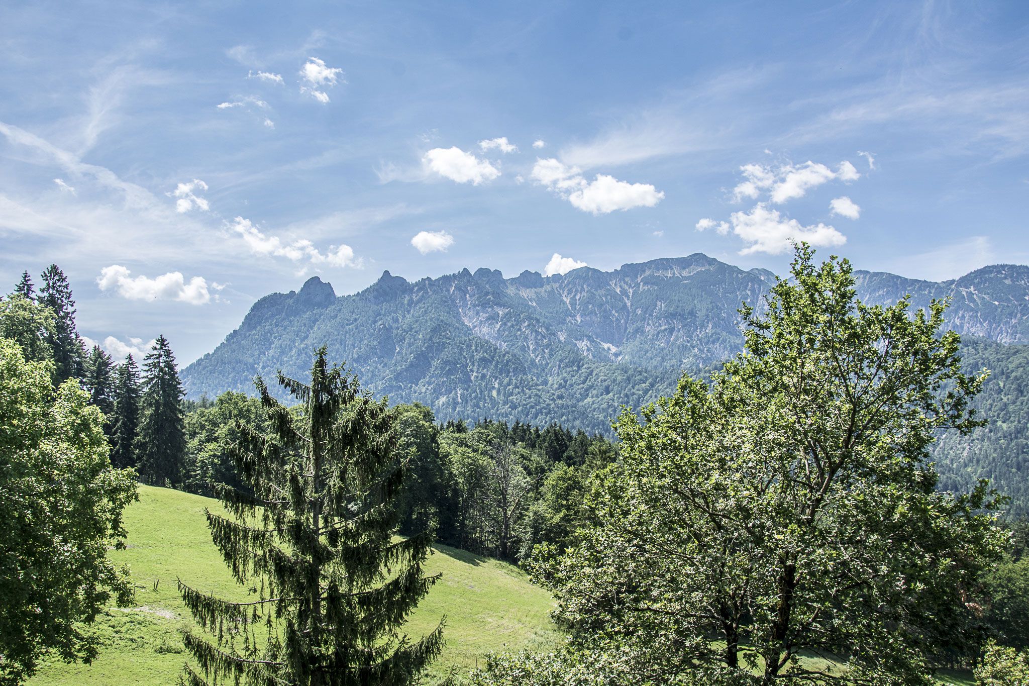 Blick von Wolfschwang zur Schlafenden Hexe