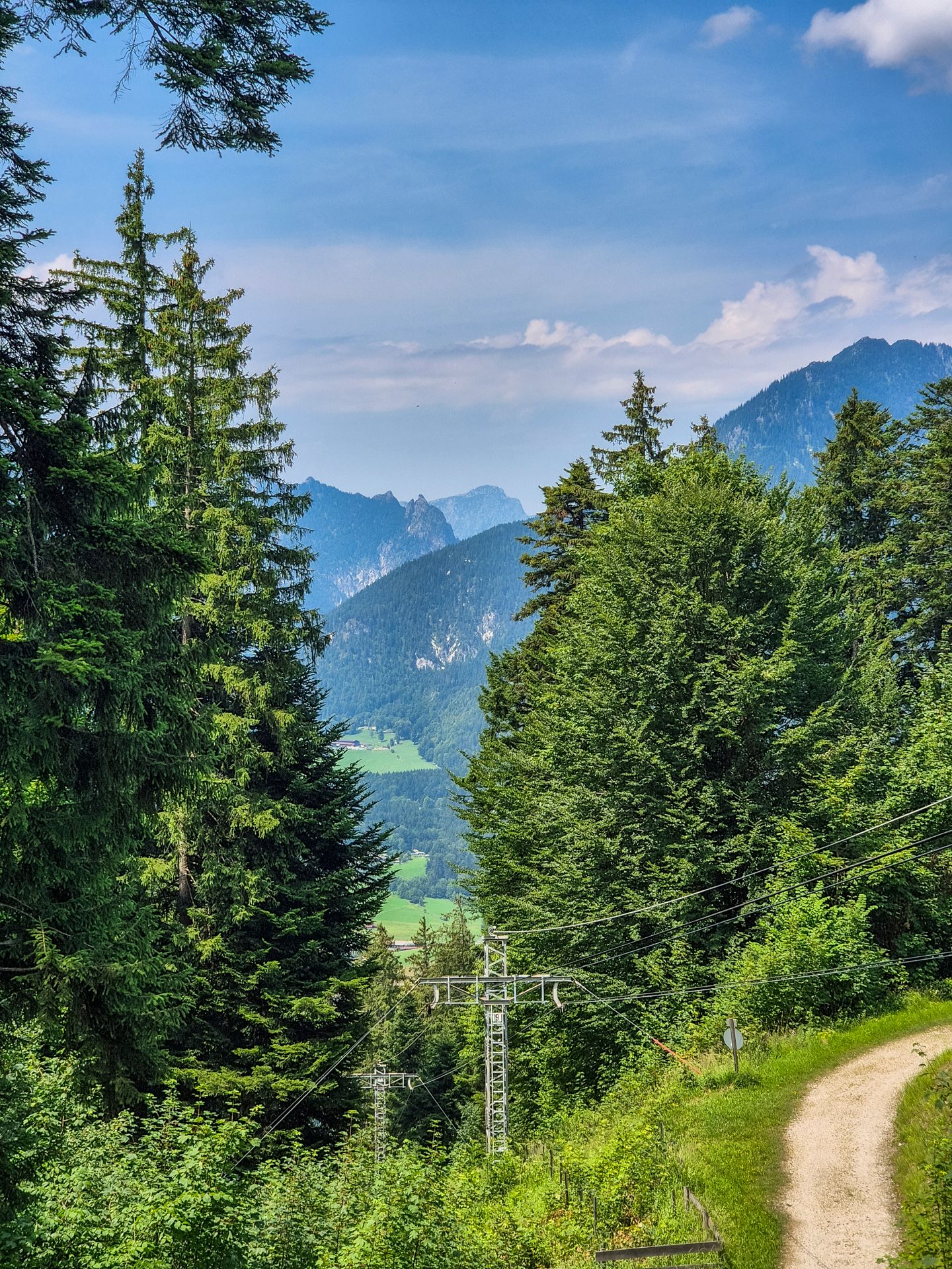 Die Schlafende Hexe: Sagenumwobener Berg in Bischofswiesen