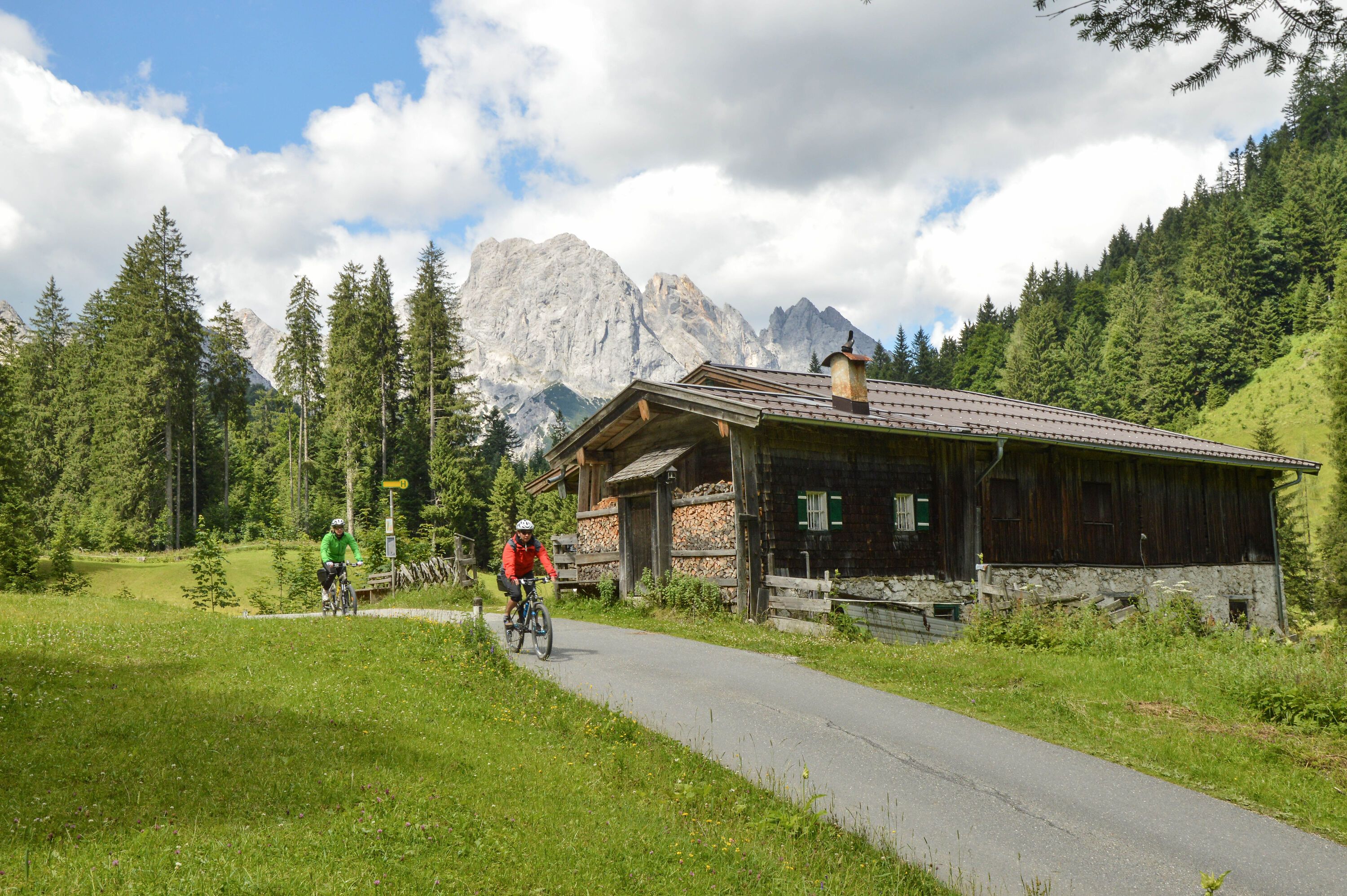 Kurz hinter der österreichischen Grenze am Hirschbichl