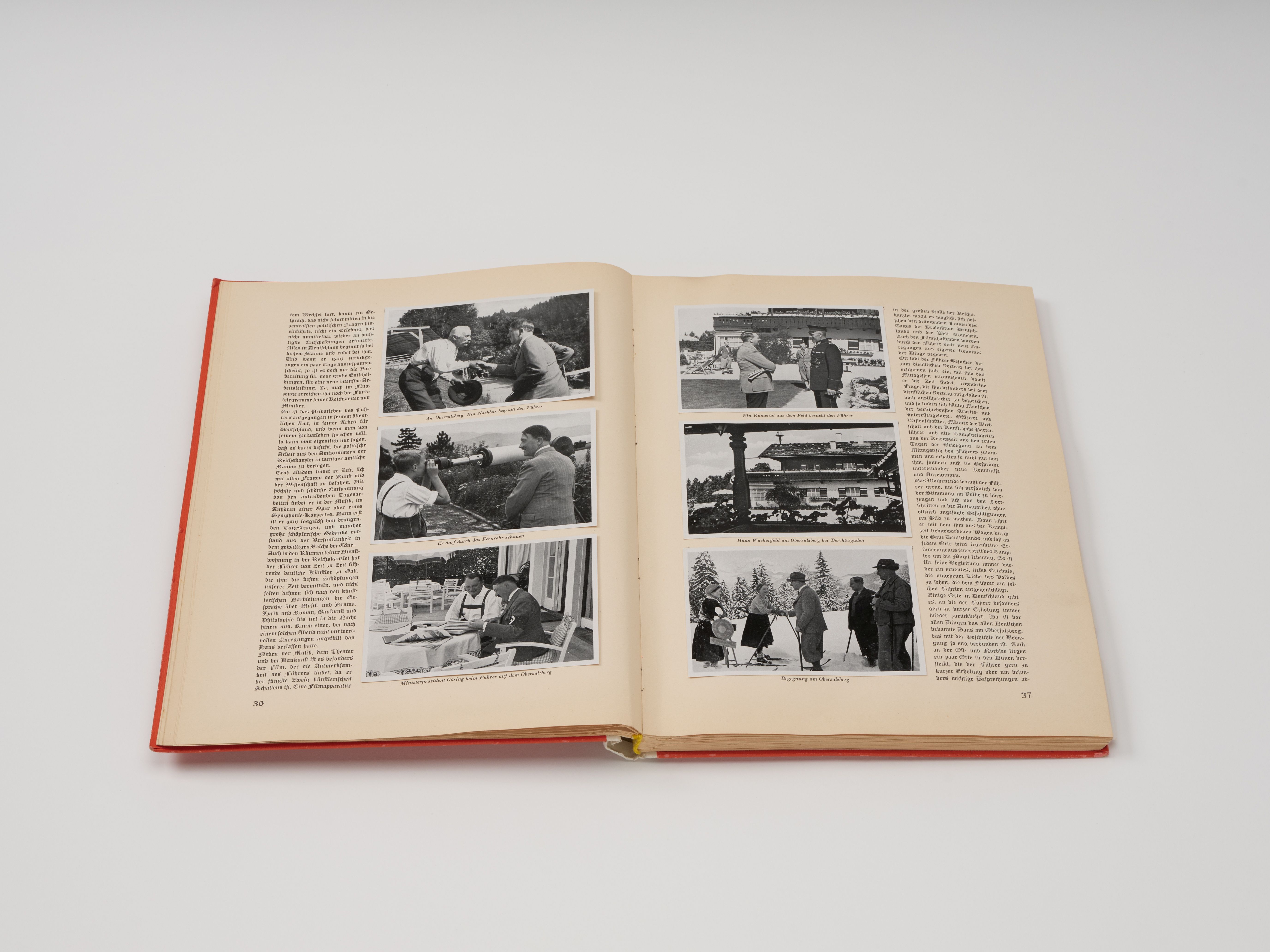 Exponat Zigarettenalbum - Dokumentation Obersalzberg