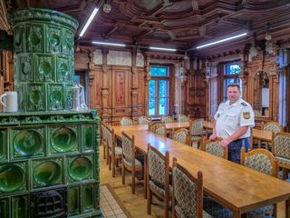 Im inneren der Villenpolizeistation