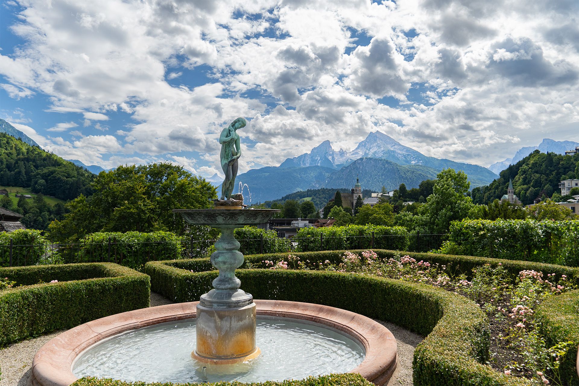 Springbrunnen im Garten vom Königlichen Schloss