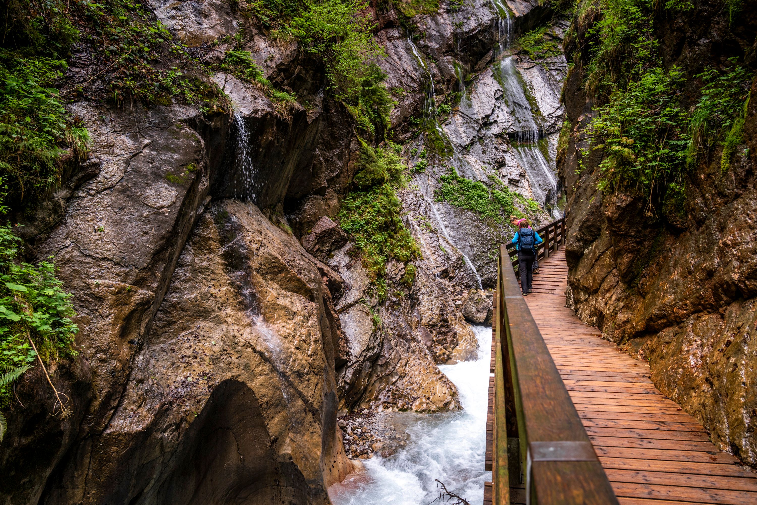 Auf Stegen durch die Wimbachklamm