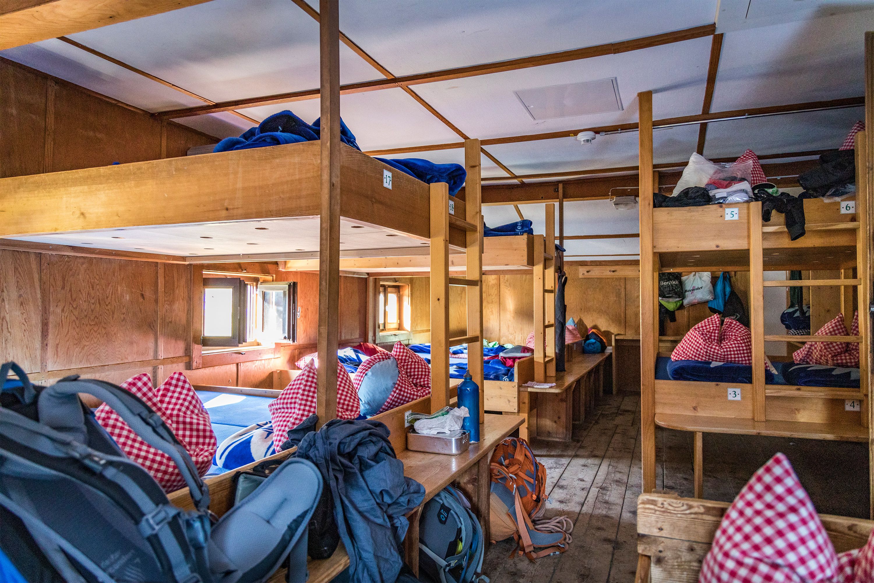 Bettenlager der Neuen Traunsteiner Hütte 