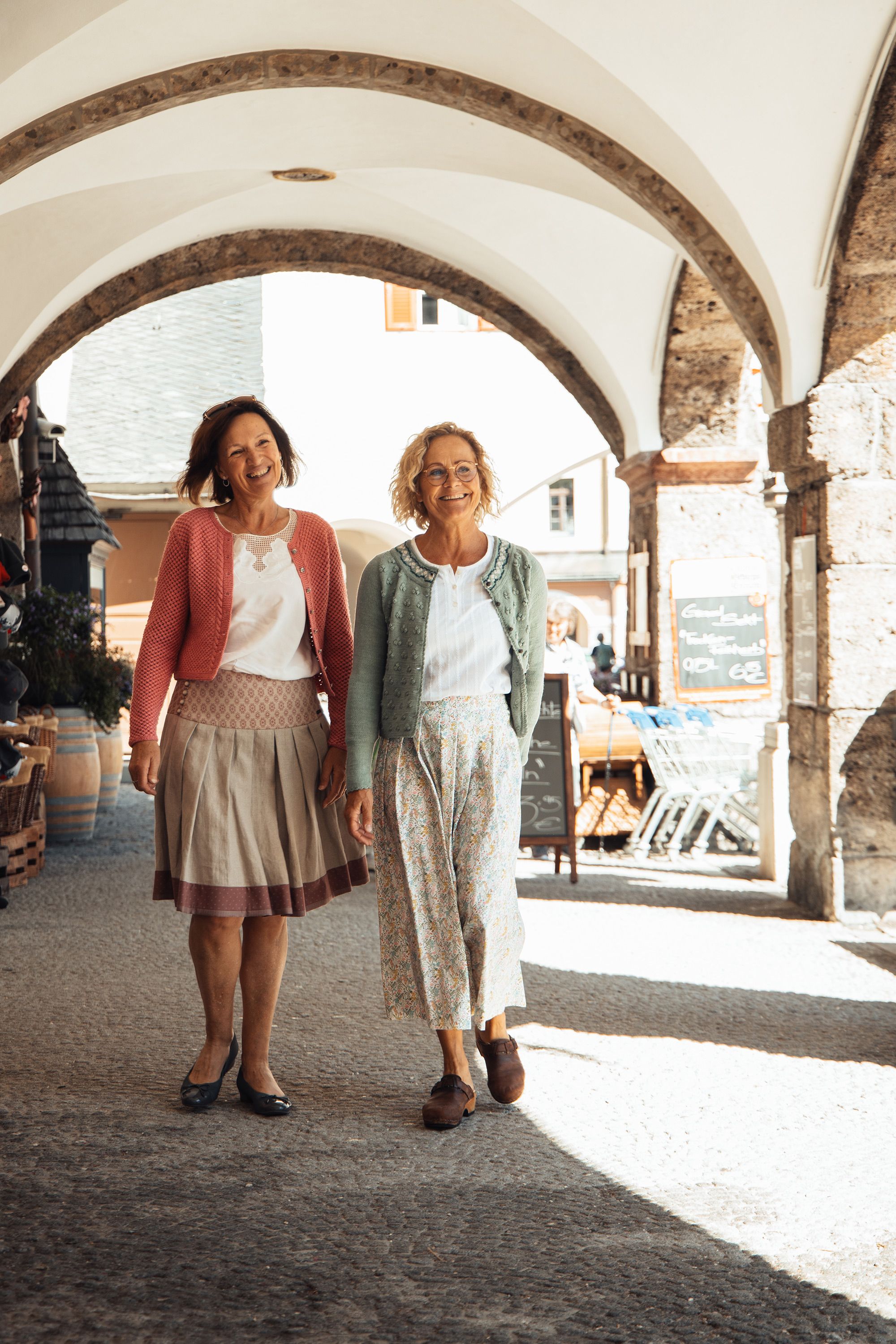 Unter den Arkaden am Schlossplatz Berchtesgaden