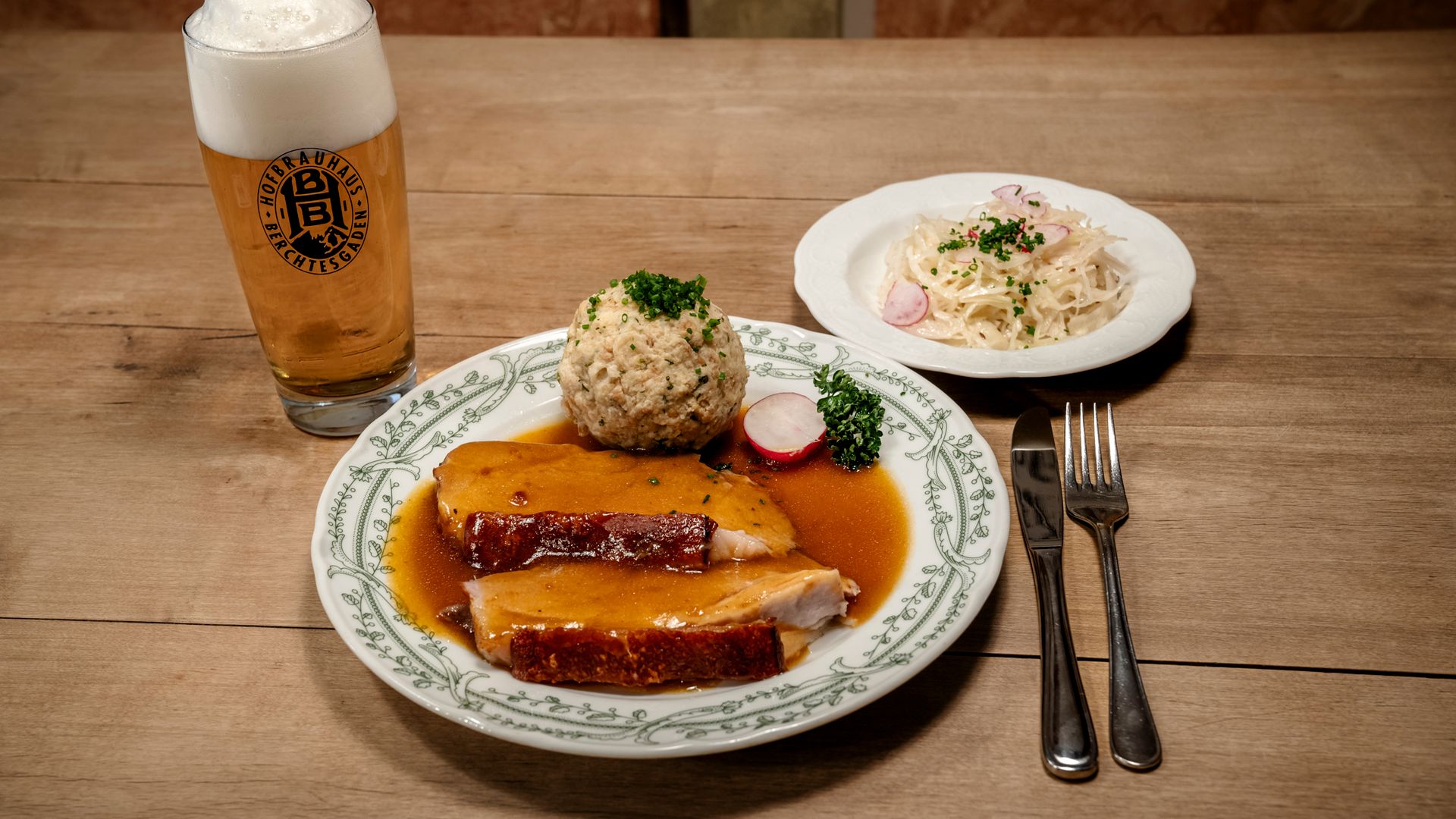 Schweinsbraten beim Auzinger