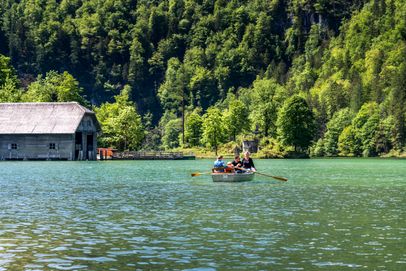 Mit dem Ruderboot auf dem Königssee