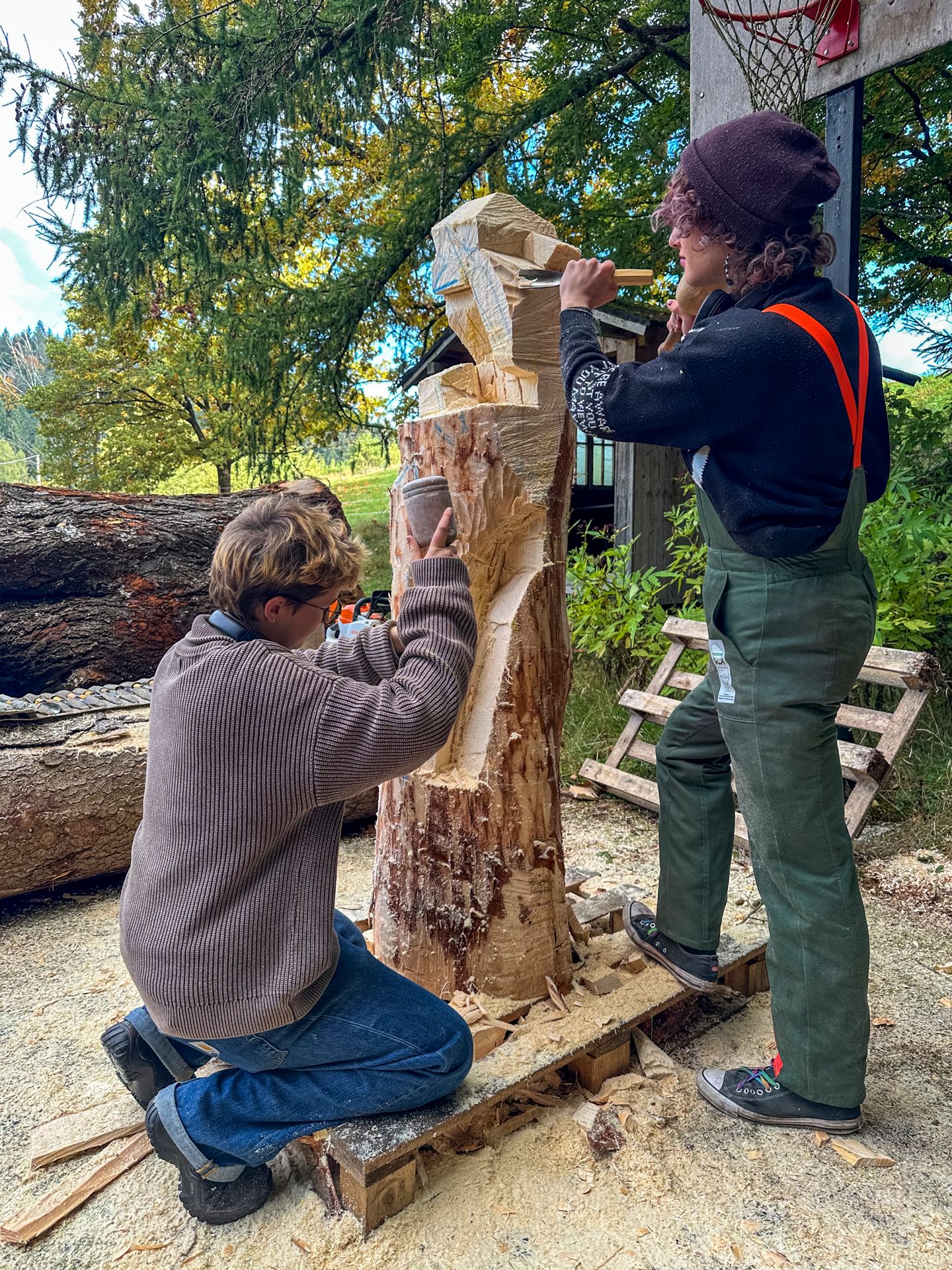 Arbeiten an einer Sagenfigur