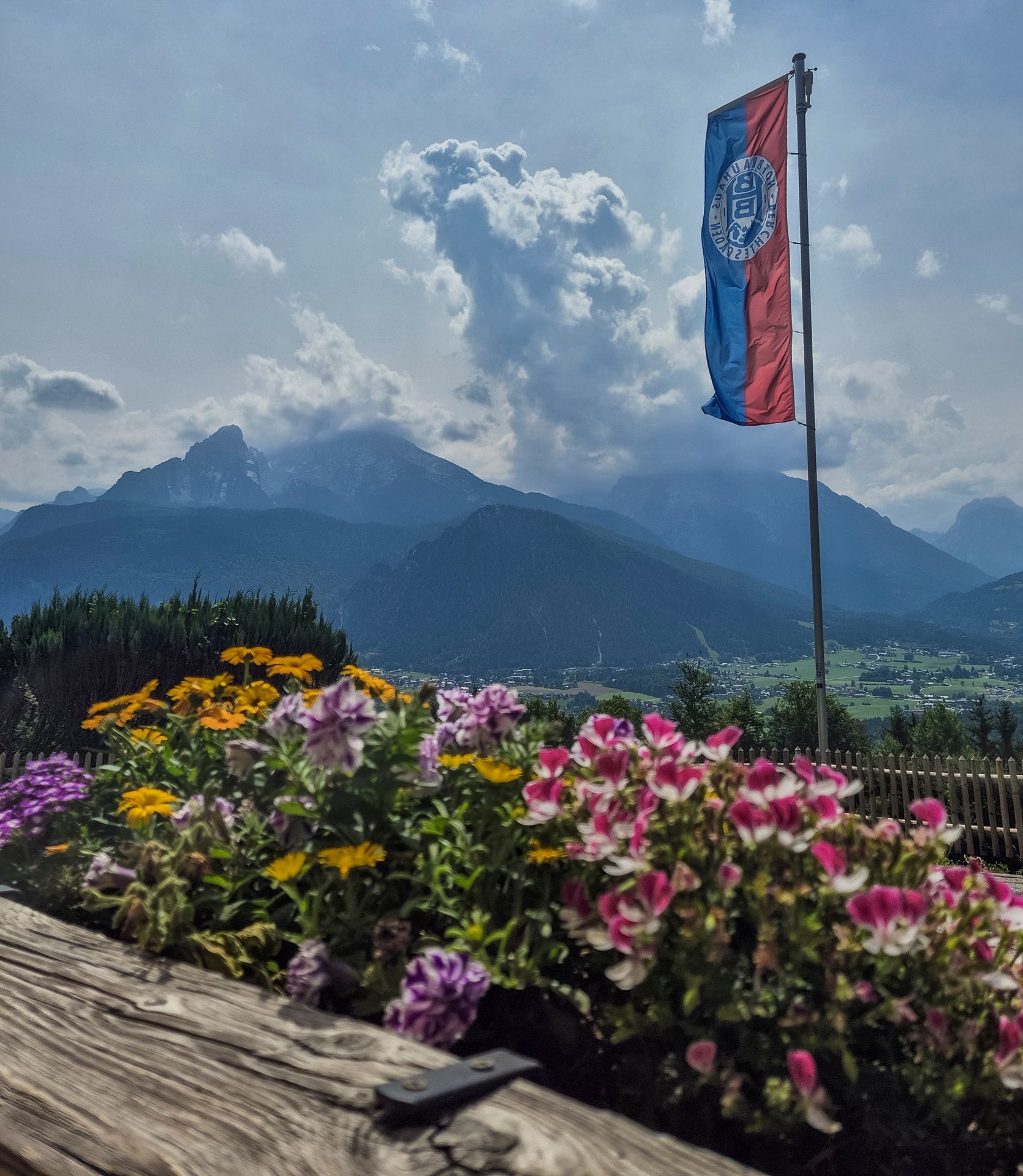 Hochlenzer am Obersalzberg mit Blick auf den Watzmann