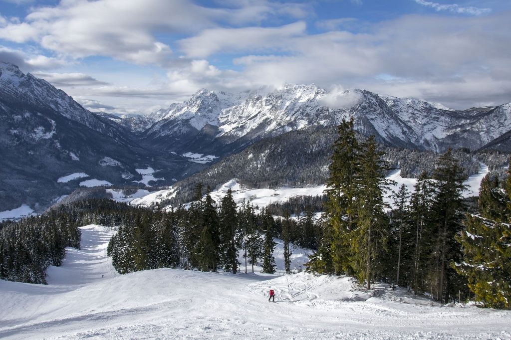 Blick über die Skiabfahrt am Hochschwarzeck