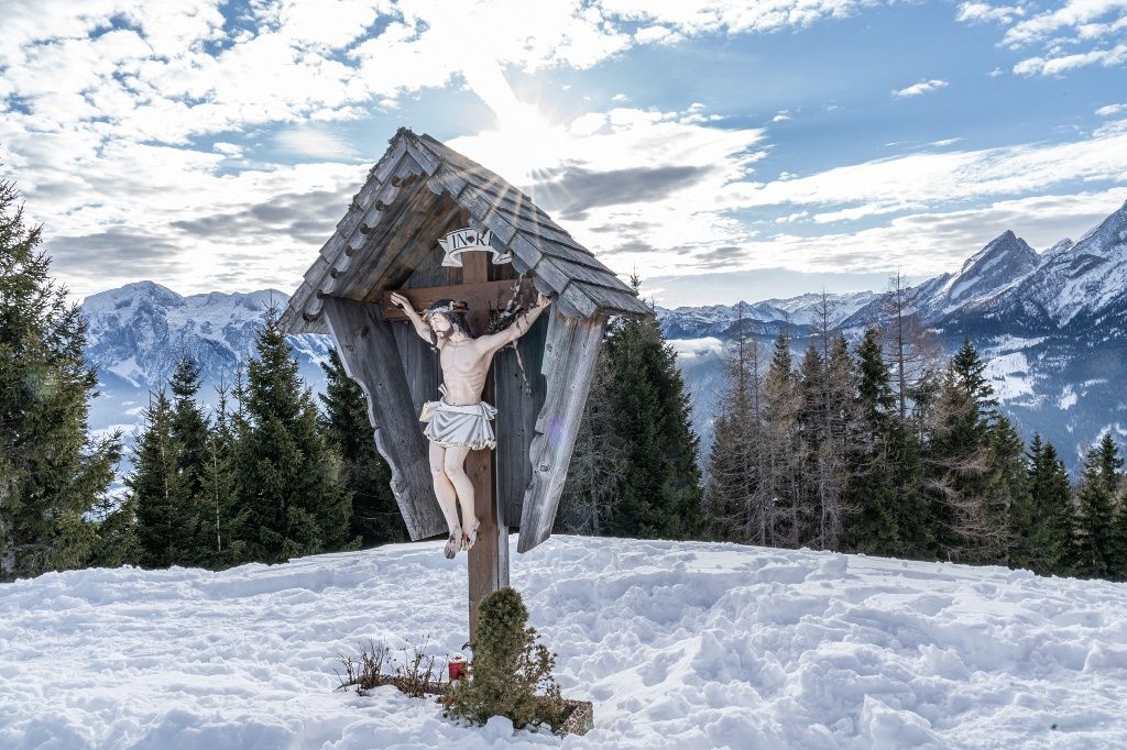 Das Gipfelkreuz auf dem Hirscheck