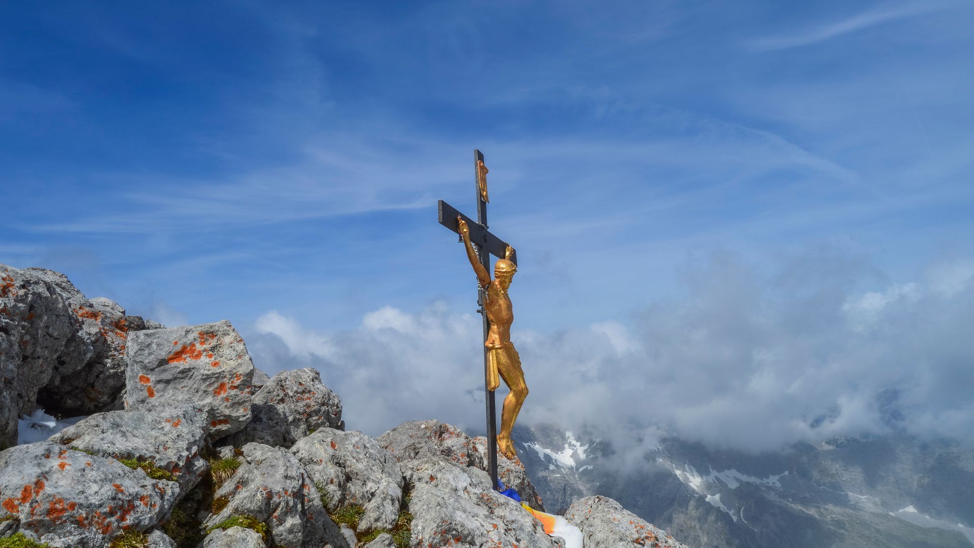 Das Gipfelkreuz auf dem Watzmann Hocheck
