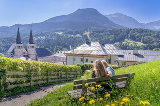 Bank auf dem Weinfeldweg