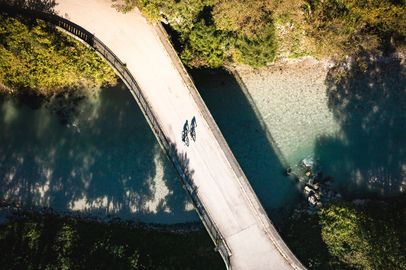 Radweg über die Berchtesgadener Ache