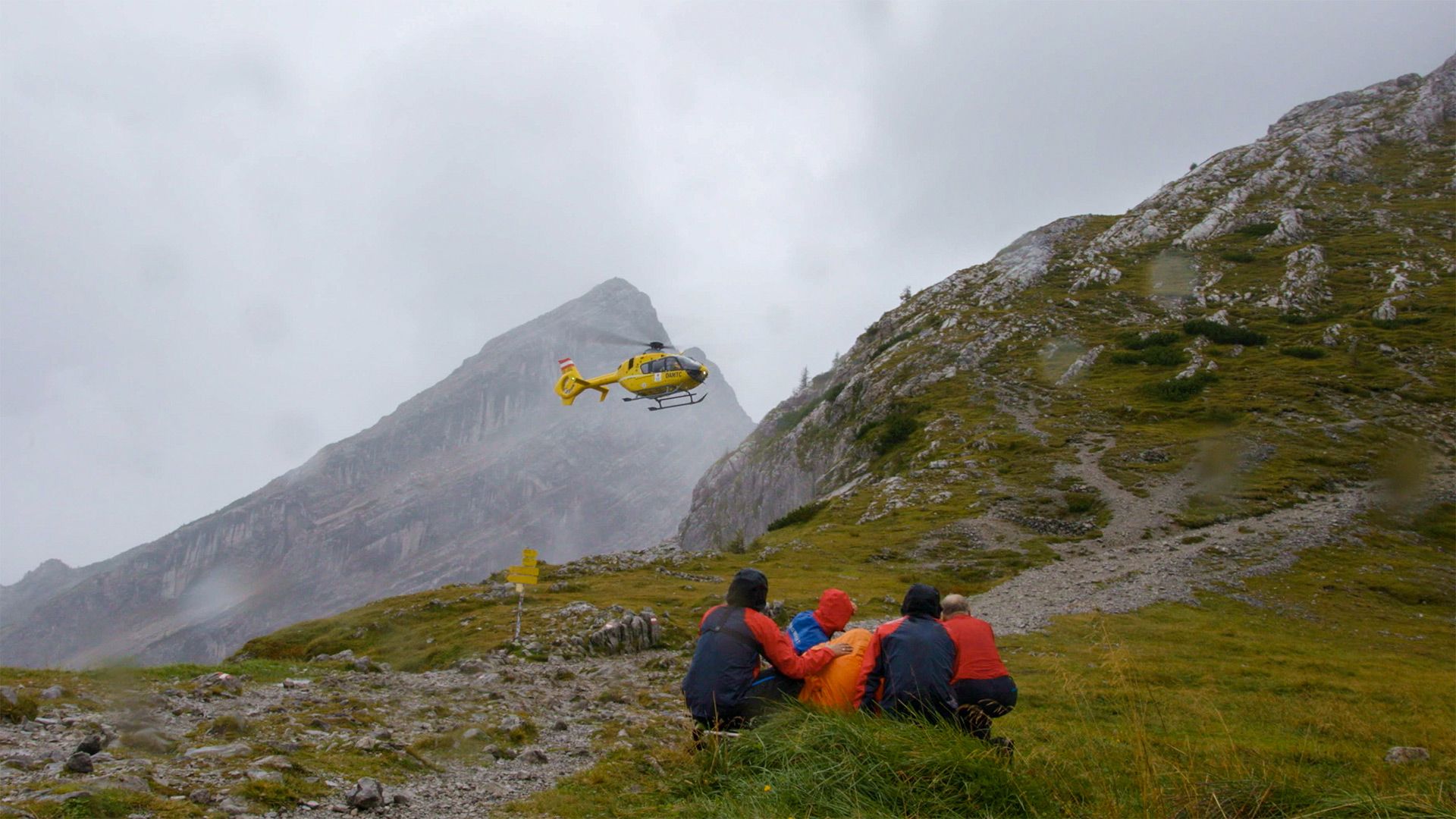 In höchster Not - Bergretter im Einsatz (S02)