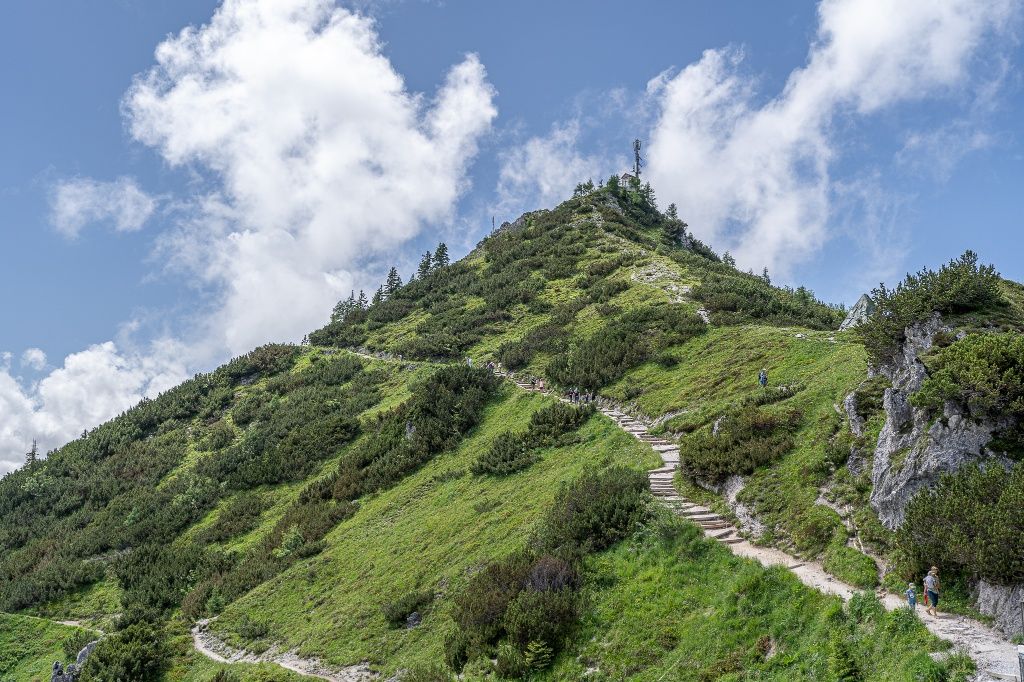 Der Weg hinauf zum Jennergipfel