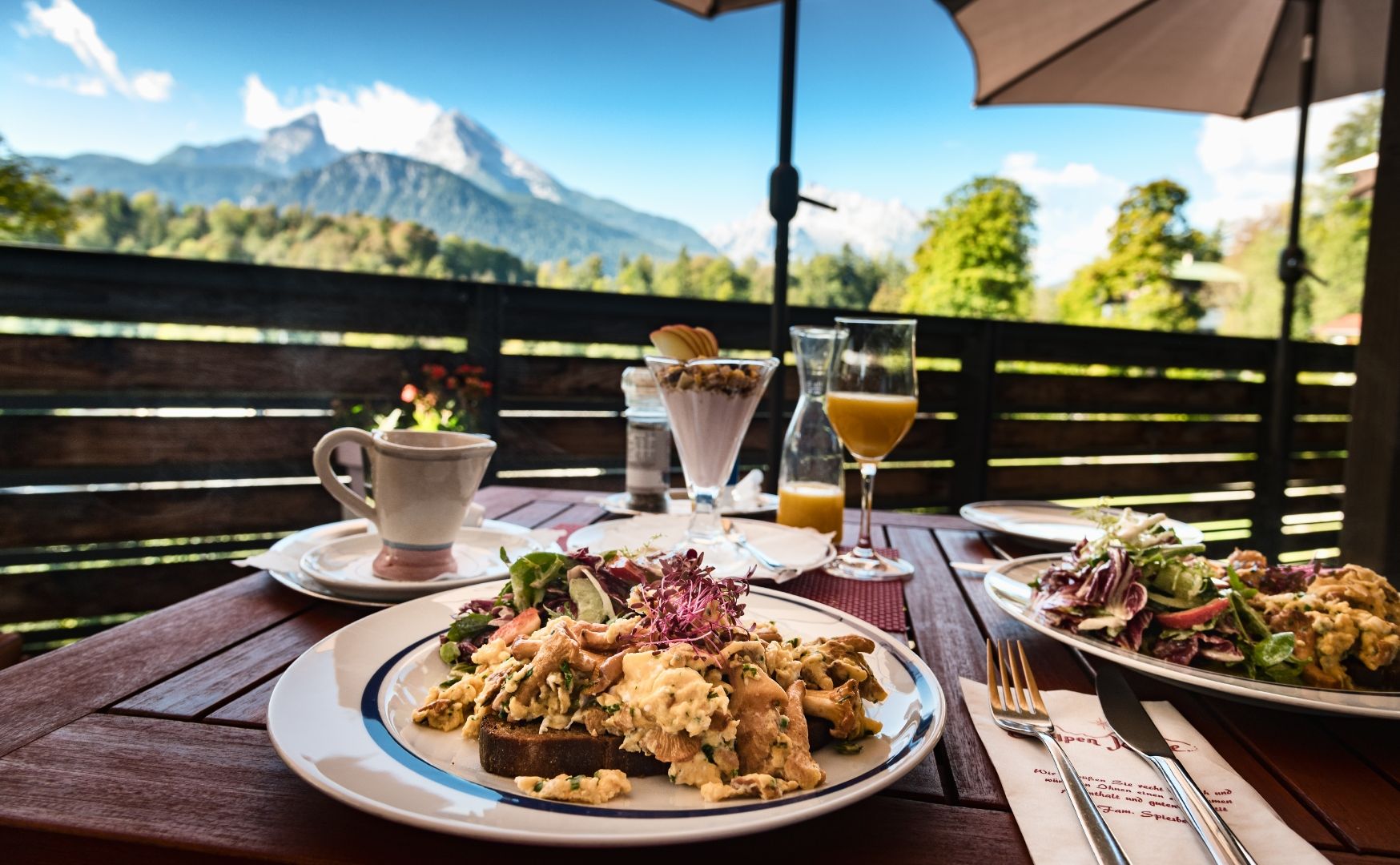 Auf der Terrasse der Alpenküche