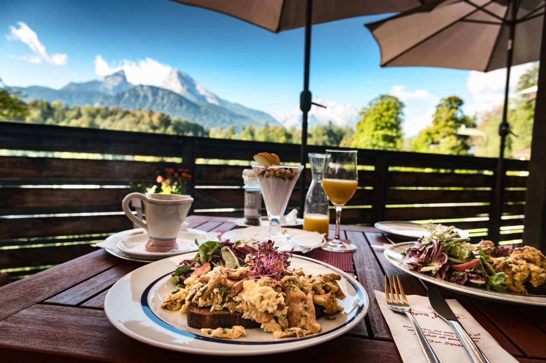 Auf der Terrasse der Alpenküche