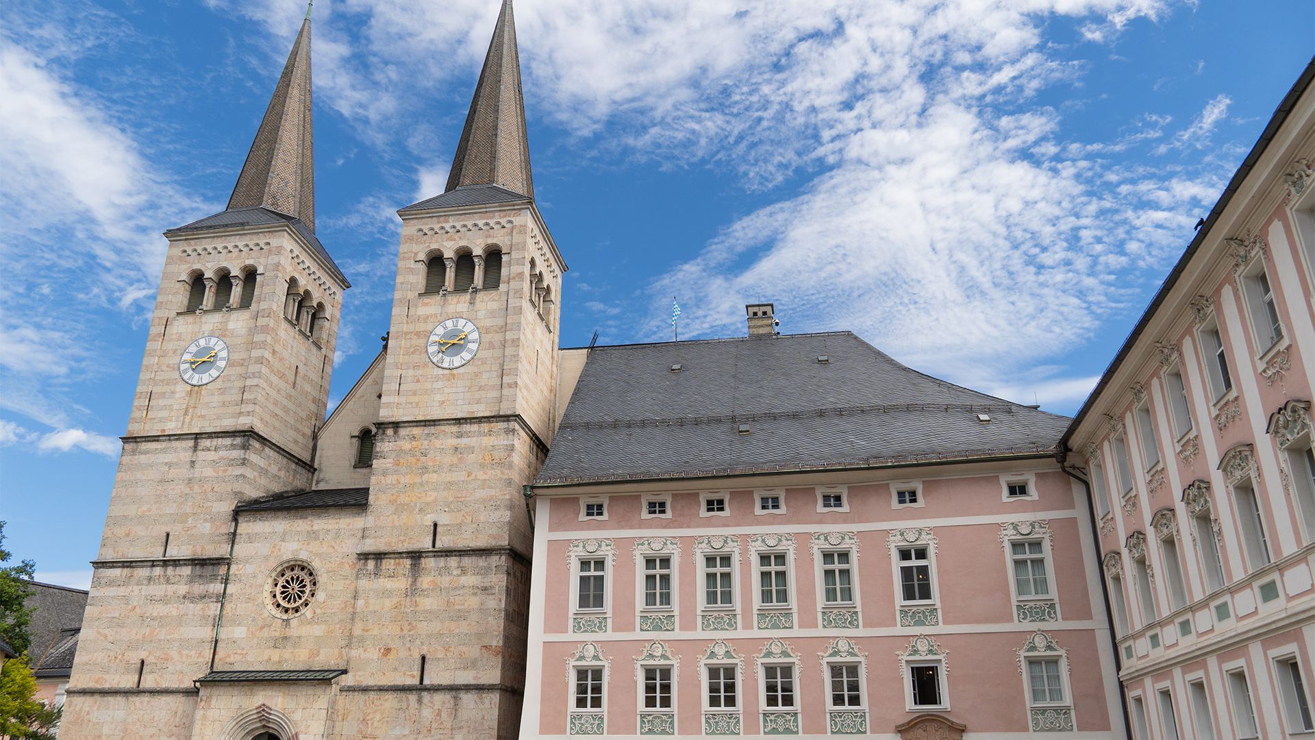 Das Königliche Schloss mit der Stiftskirche