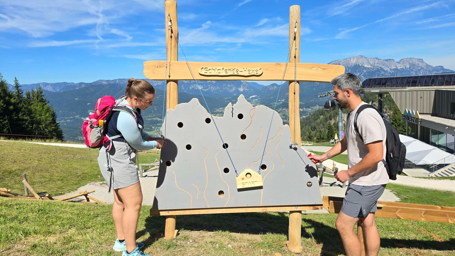 Kugelbahn Schlafende Hexaa an der Jennerbahn Mittelstation