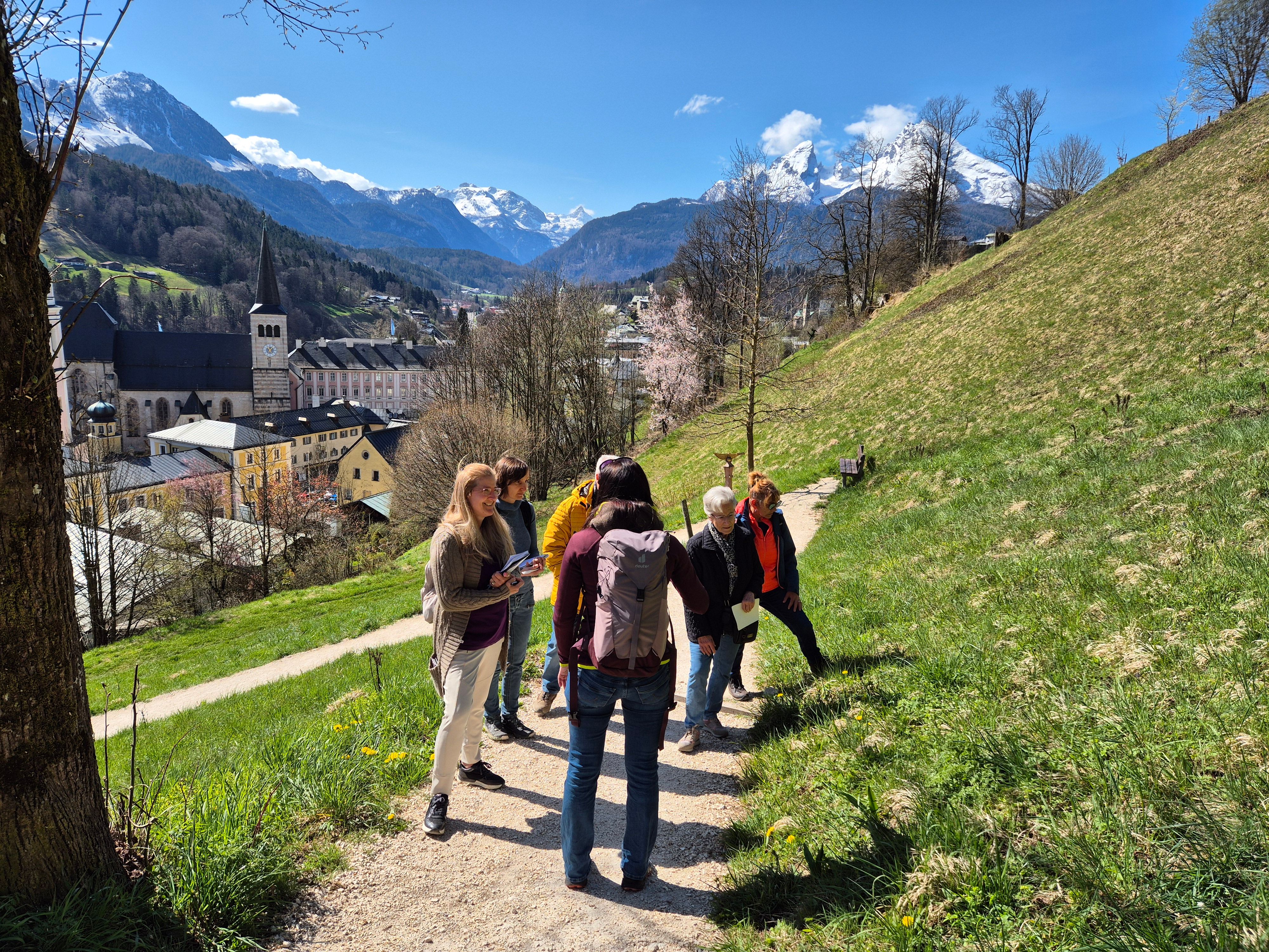 Frische Kräuter können während der Wanderung gepflückt und probiert werden
